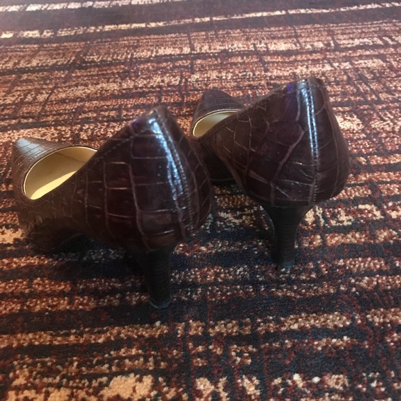 Anne Klein iflex Brown heels - Picture 2 of 5